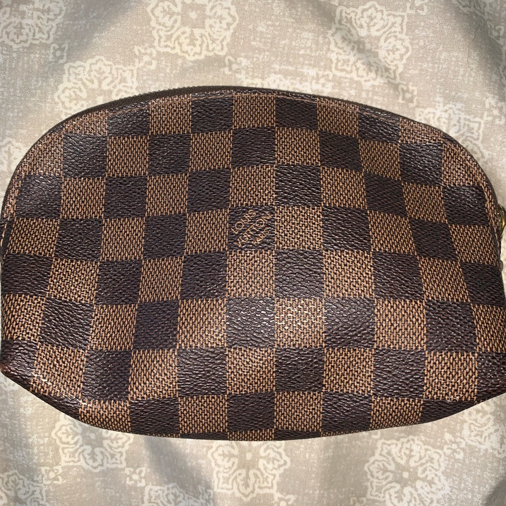 AUTHENTIC Louis Vuitton cosmetic bag!!